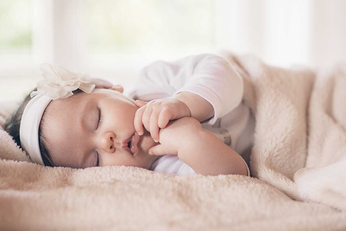 Видеть младенца во сне: что это значит, точное толкование по соннику