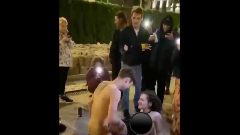 К чему падает икона в доме: народные приметы и советы