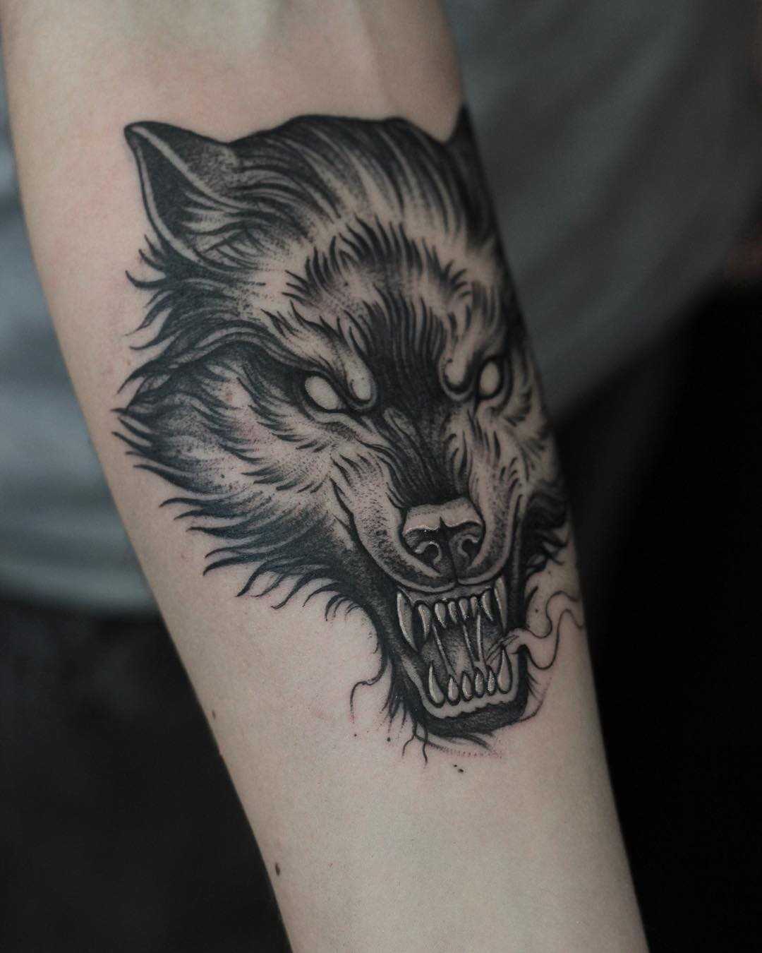 Значение тату волк - что означает татуировка волка?